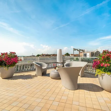 Venetian Palace R&r Lejlighed *
