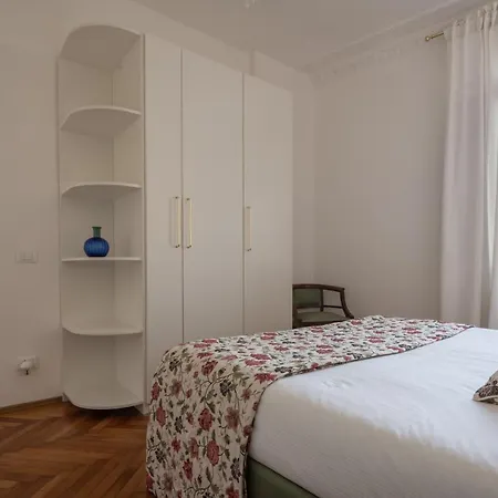 Venetian Palace R&r Apartment
