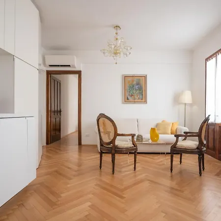 Apartment Venetian Palace R&r Venice