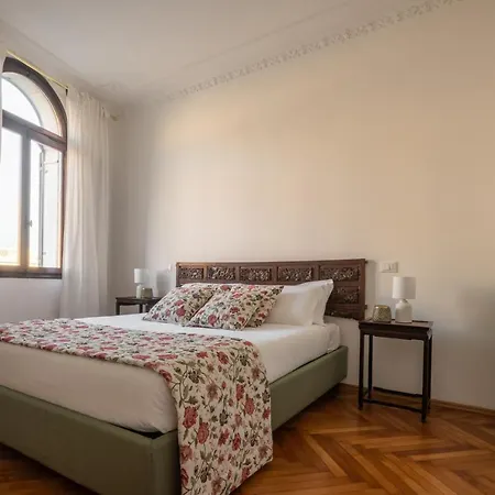 Apartment Venetian Palace R&r *