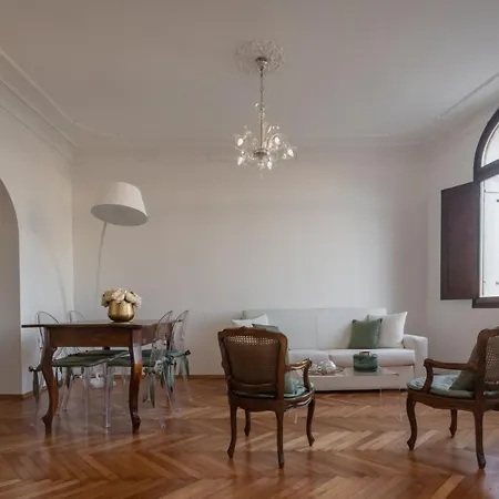 Venetian Palace R&r Apartment *
