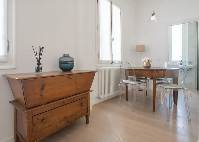 Venetian Palace R&r Apartmán *