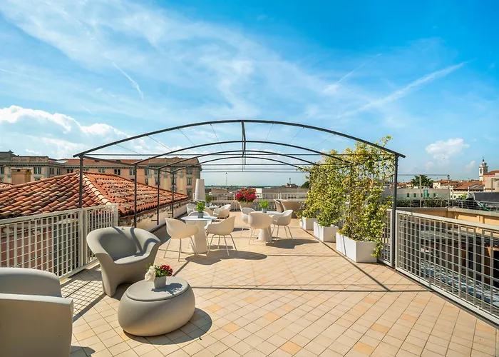 Venetian Palace R&r Apartmán Benátky