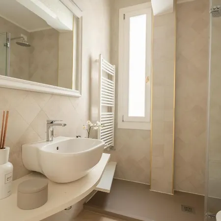 公寓 Venetian Palace R&r *